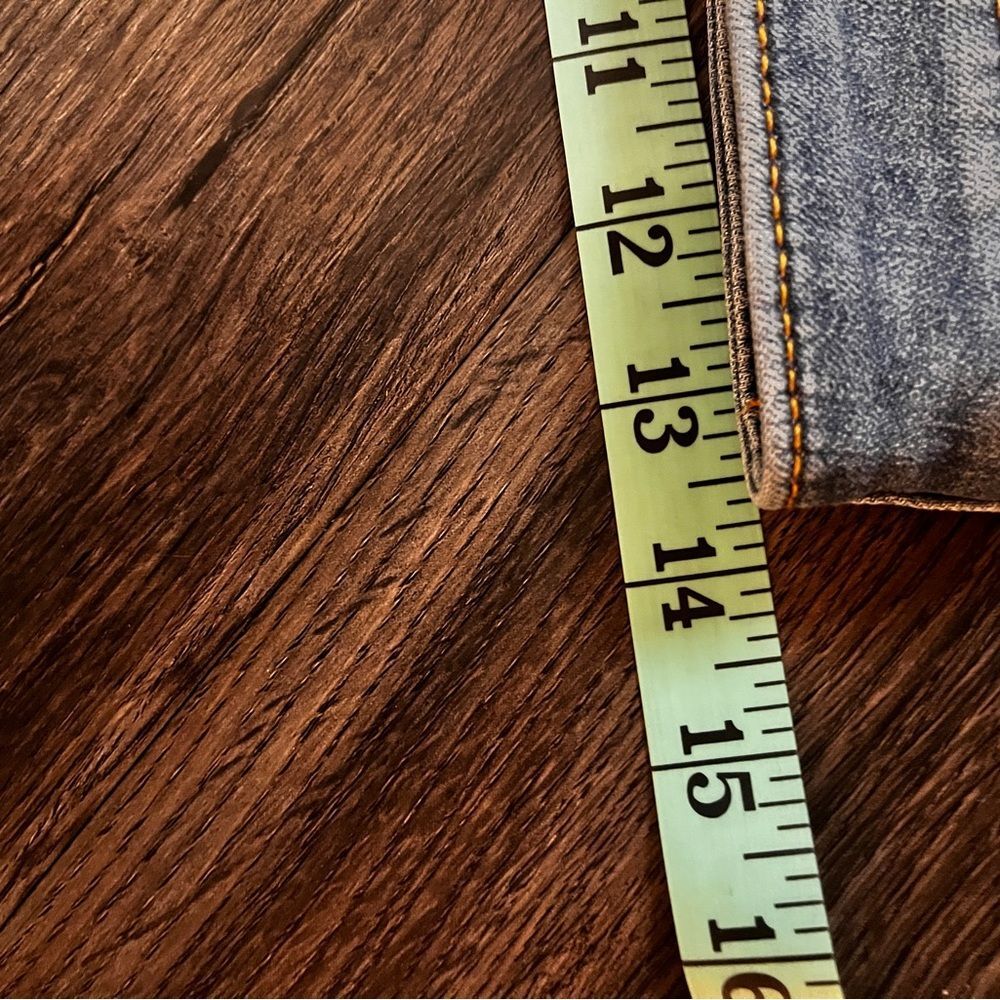 Hollister Women's Denim Jeans with Logo - Picture 7 of 8